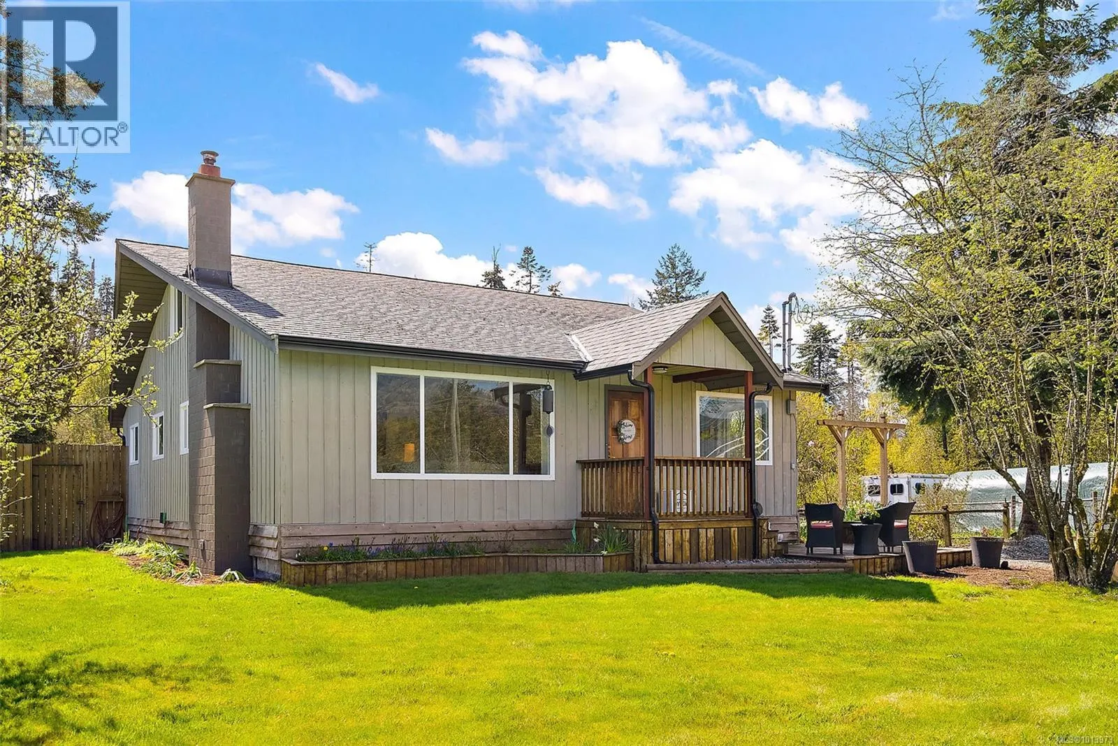 3574 Cowichan Lake Rd