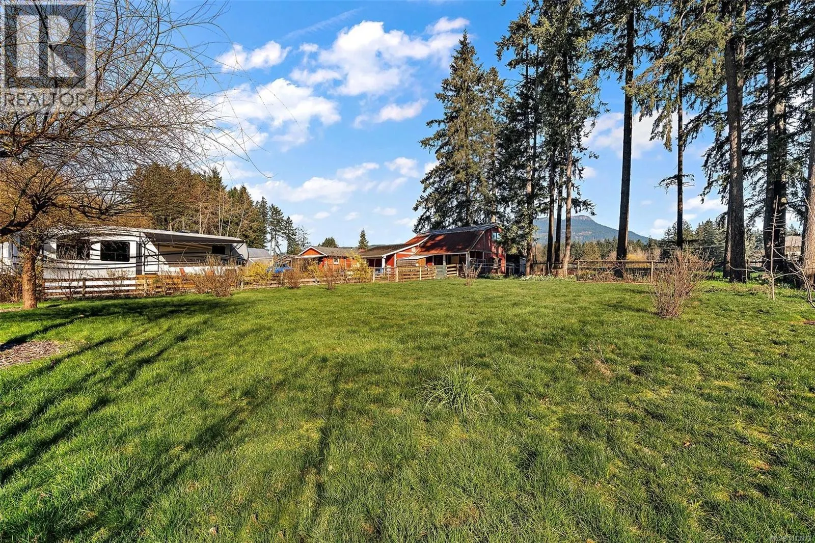 3574 Cowichan Lake Rd
