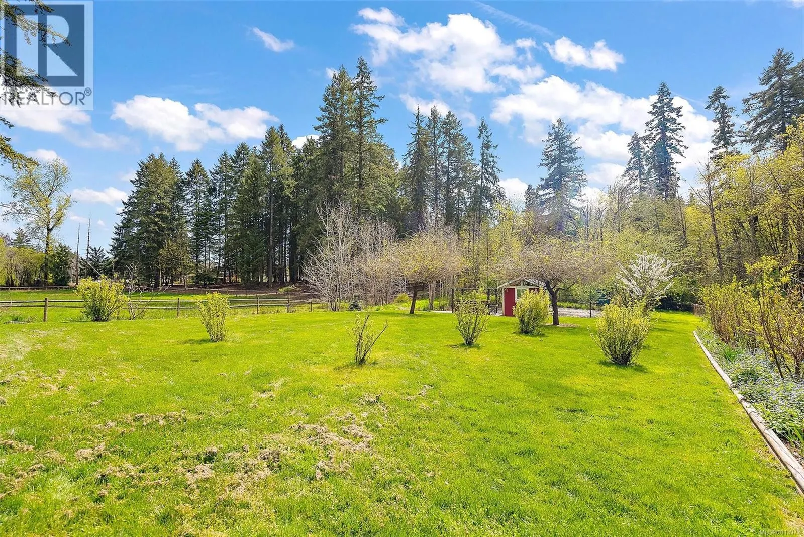 3574 Cowichan Lake Rd