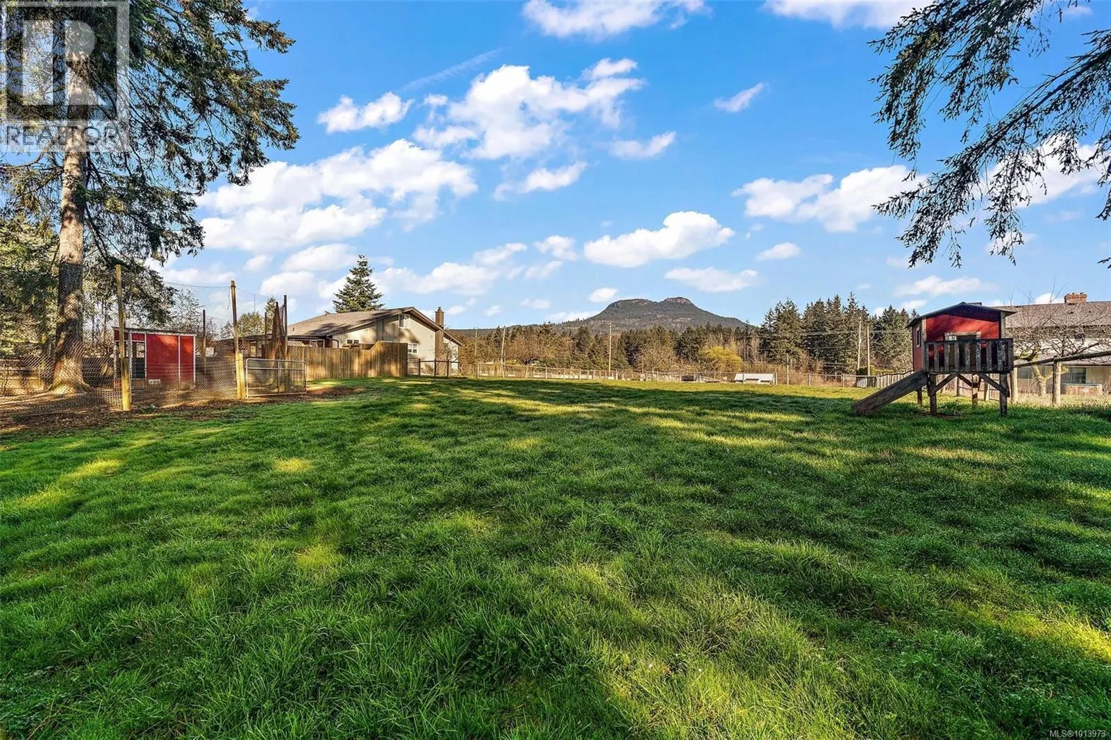 3574 Cowichan Lake Rd