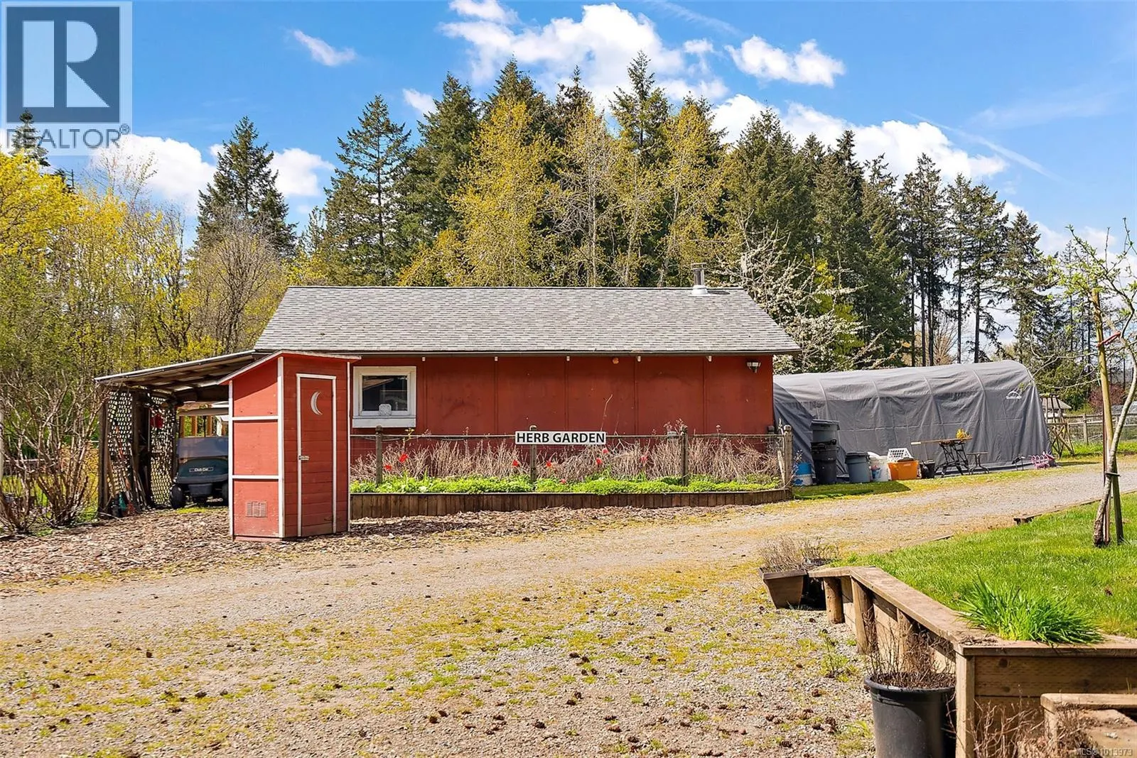 3574 Cowichan Lake Rd