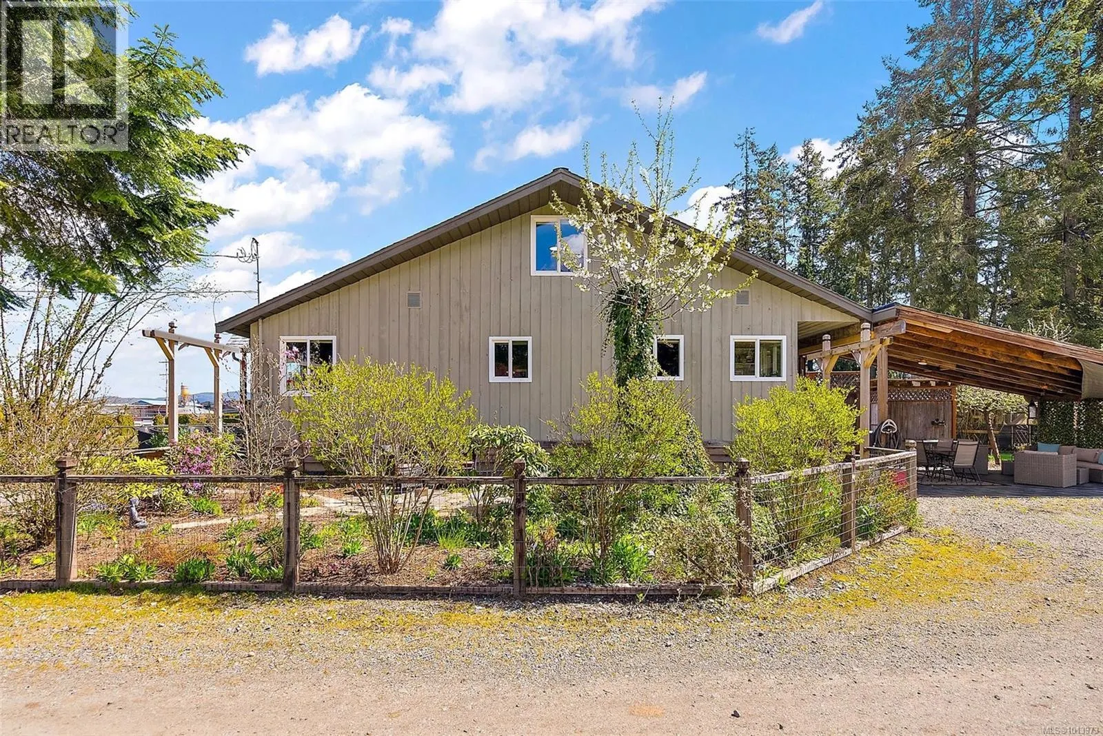 3574 Cowichan Lake Rd