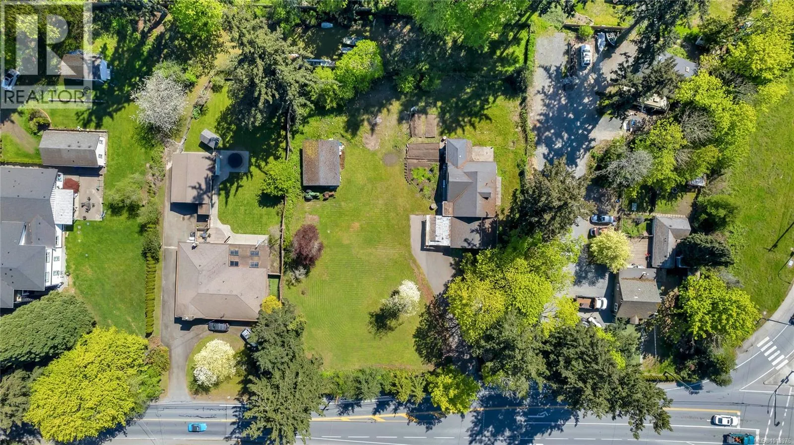 753 Sayward Rd