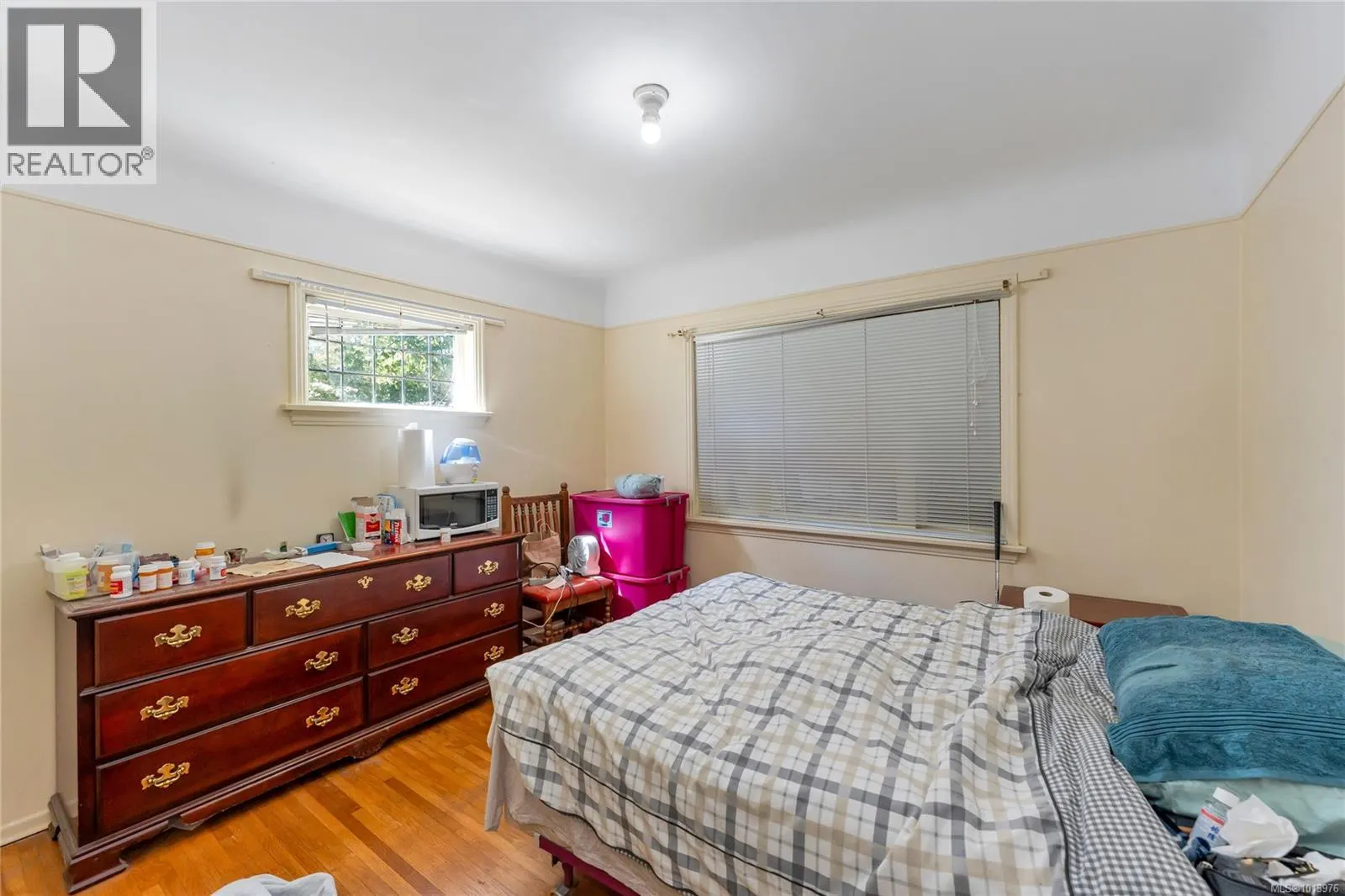 753 Sayward Rd