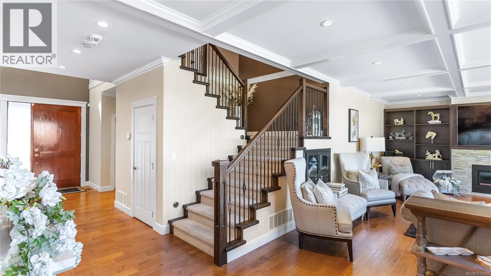 2328 Nicklaus Dr