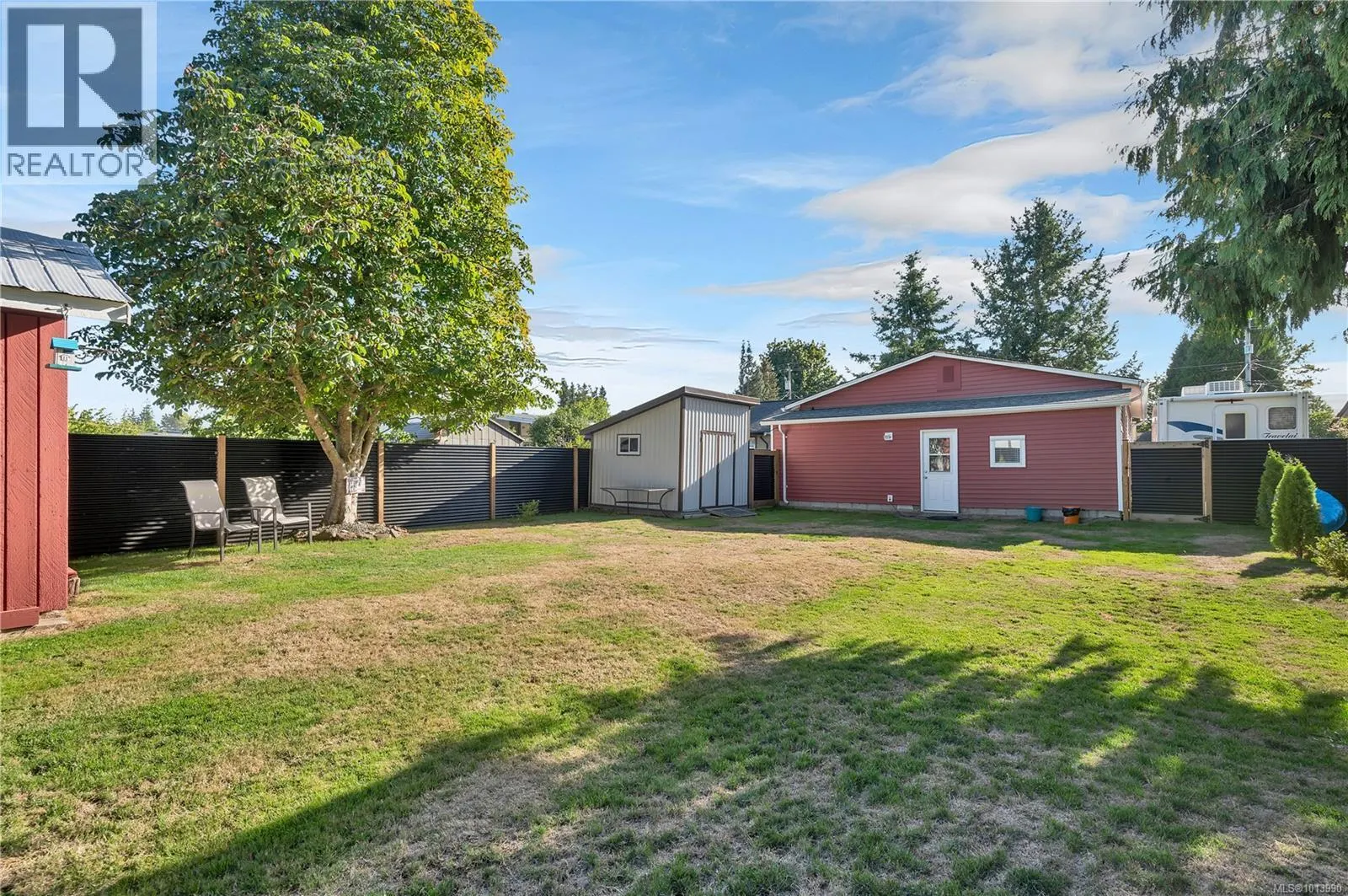 2237 Eardley Rd