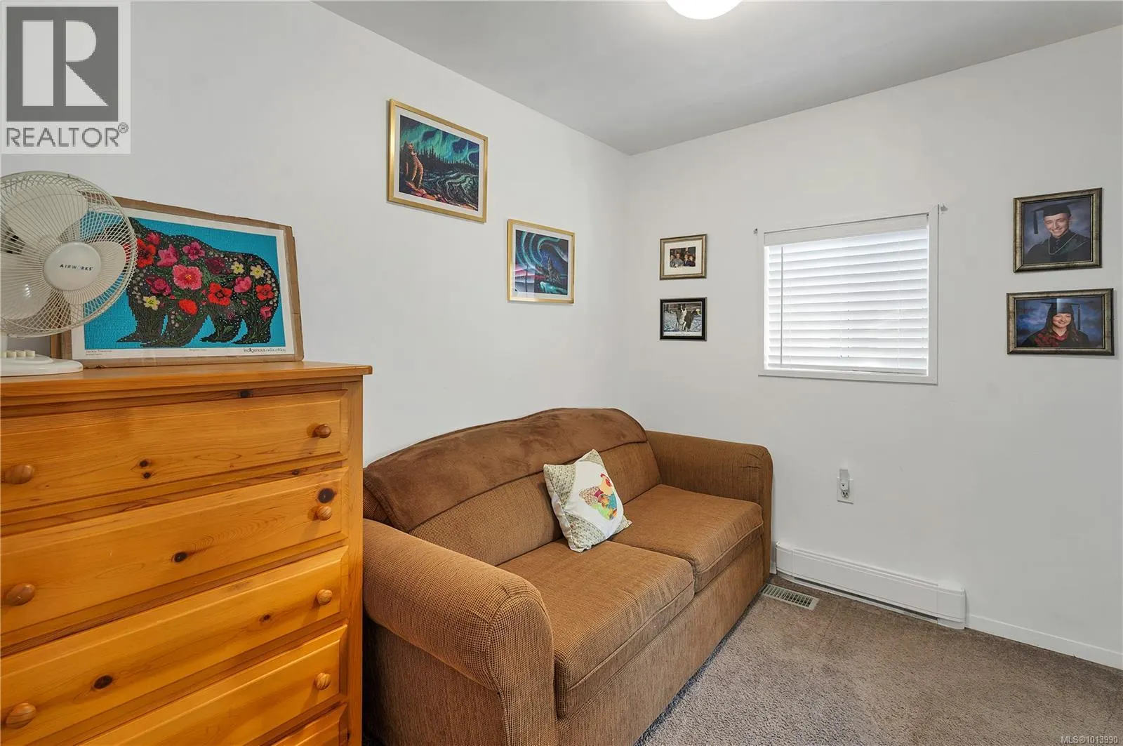 2237 Eardley Rd