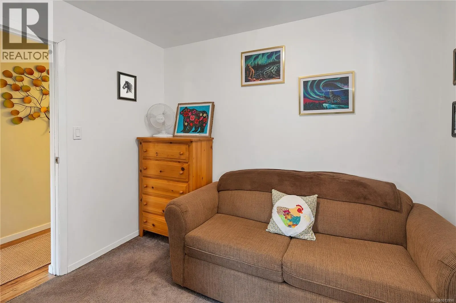 2237 Eardley Rd