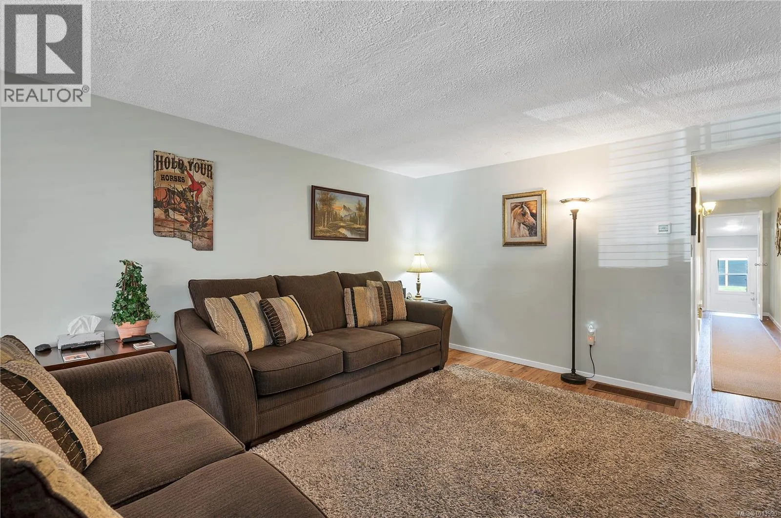 2237 Eardley Rd