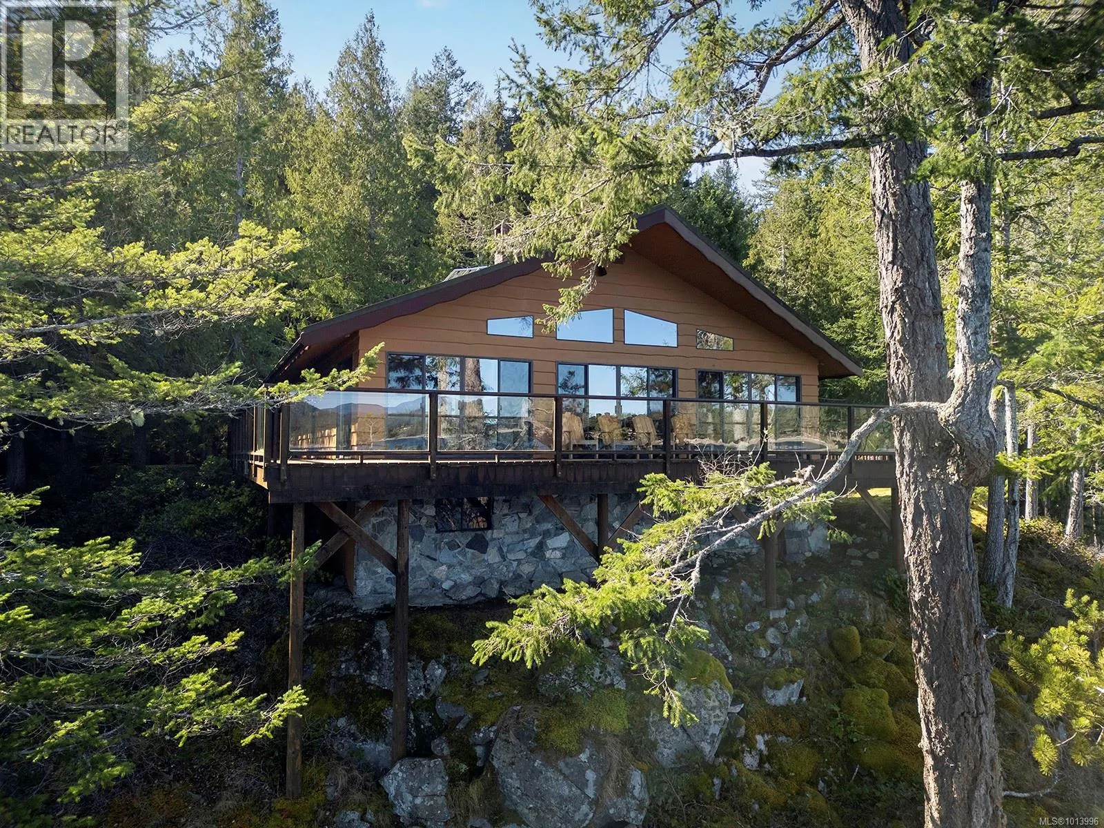 651 Gorge Harbour