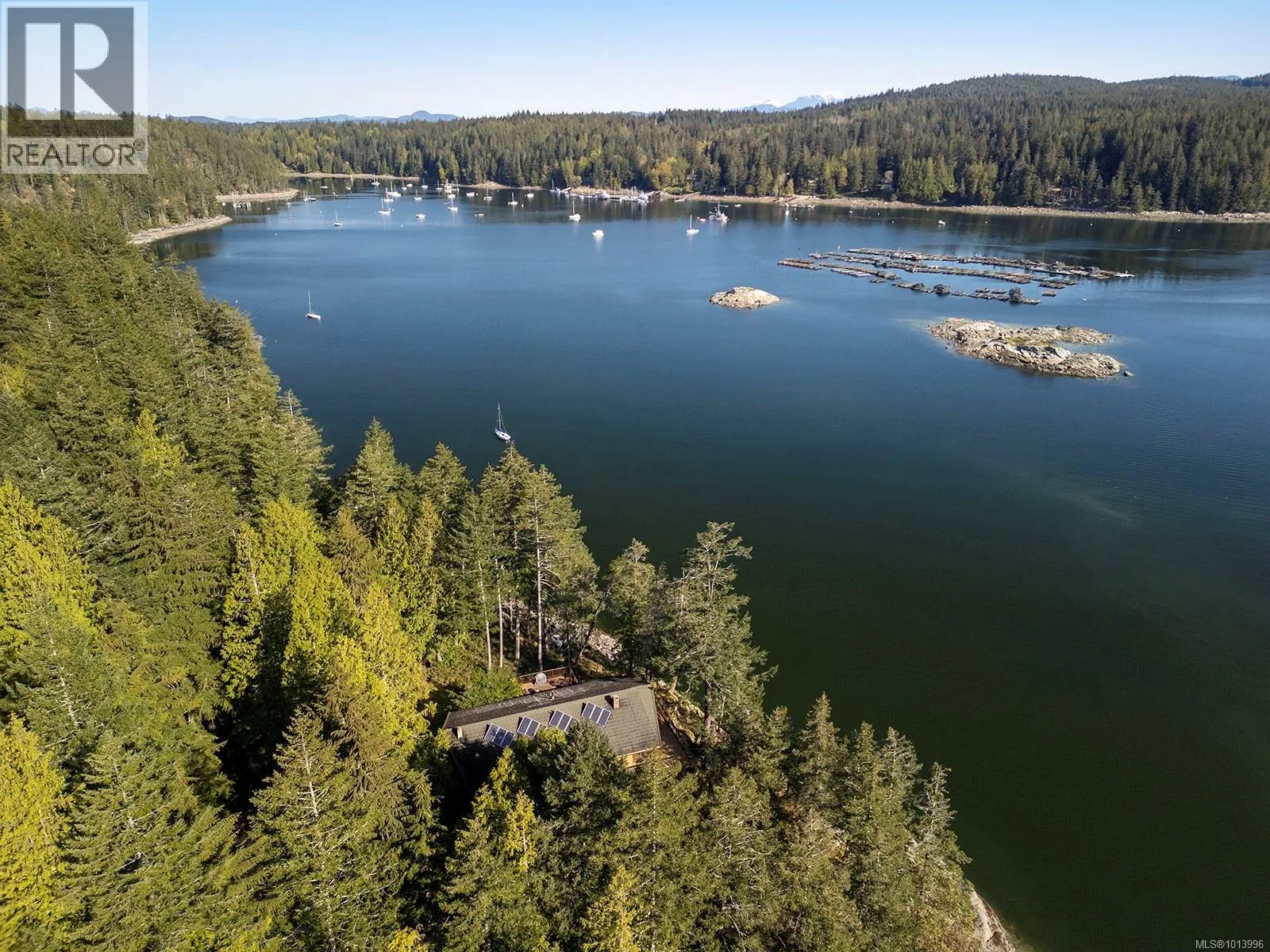 651 Gorge Harbour