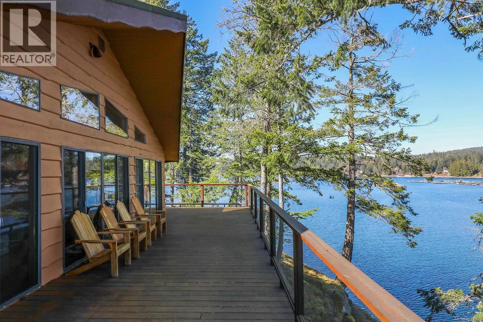 651 Gorge Harbour