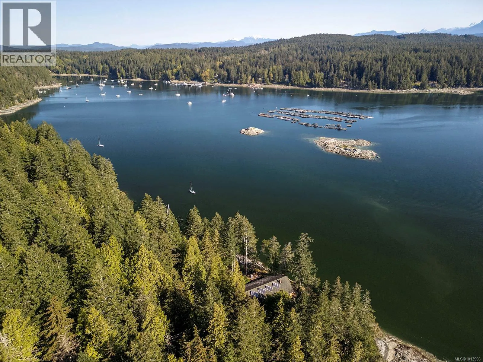 651 Gorge Harbour