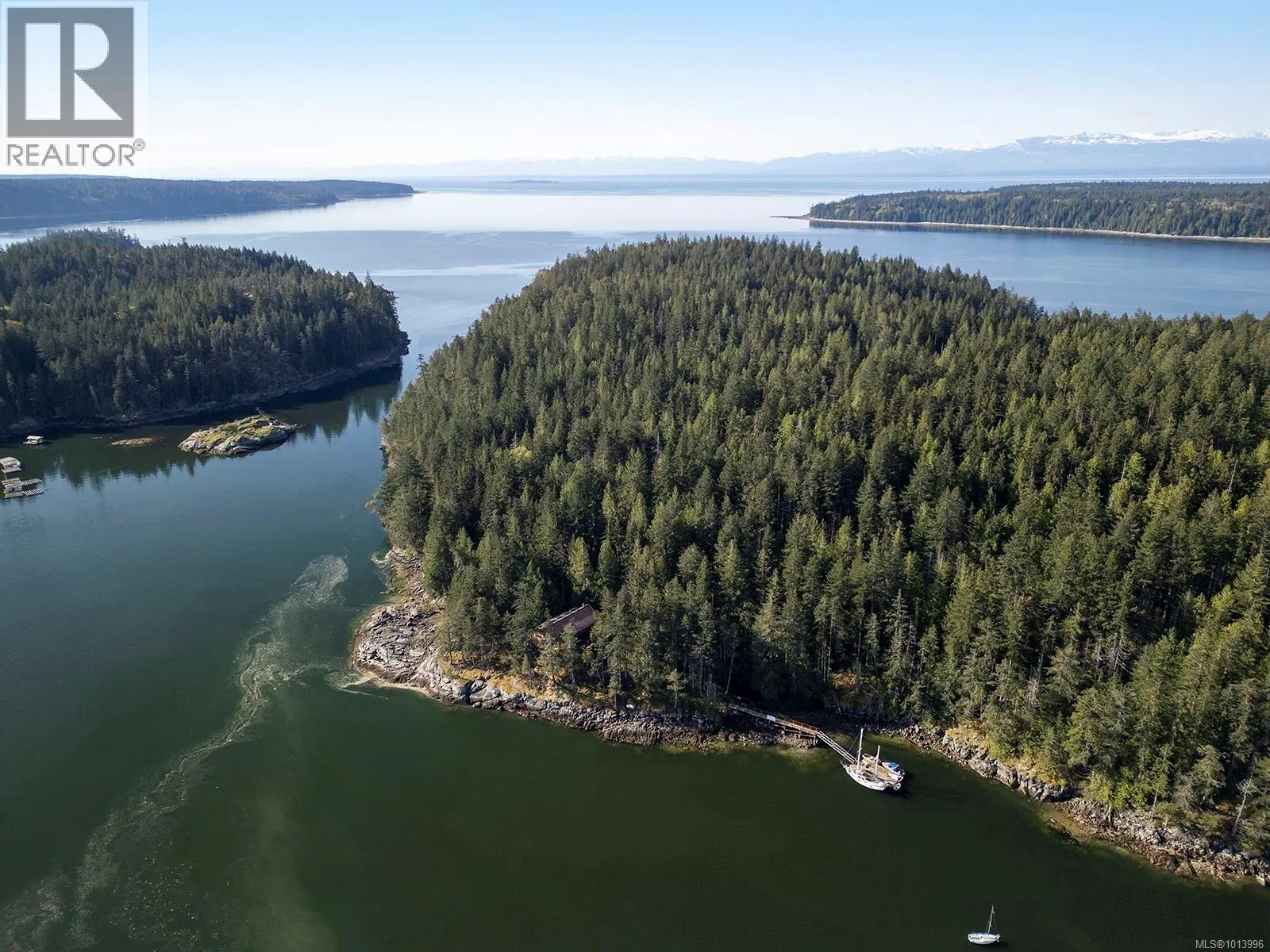 651 Gorge Harbour