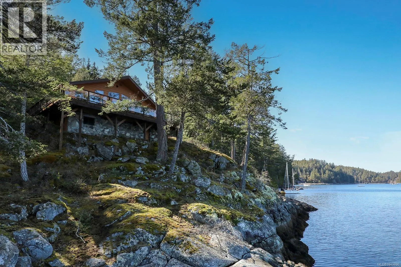 651 Gorge Harbour