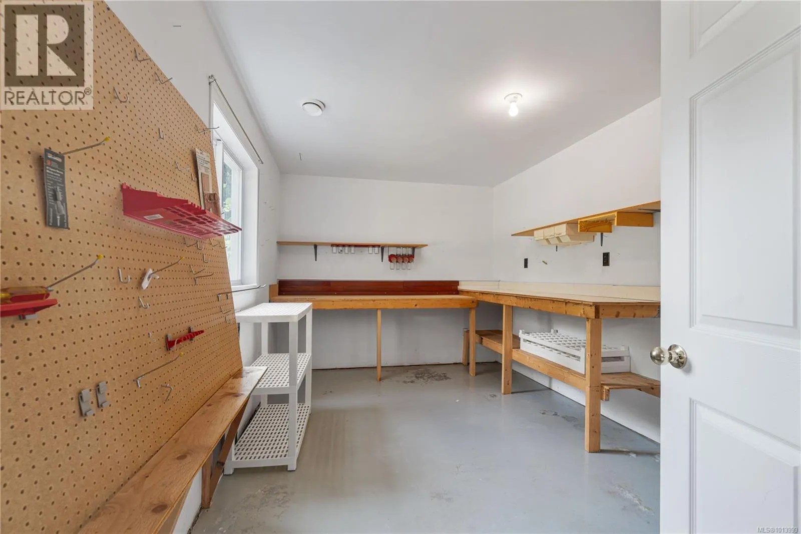 5213 Fox Pl