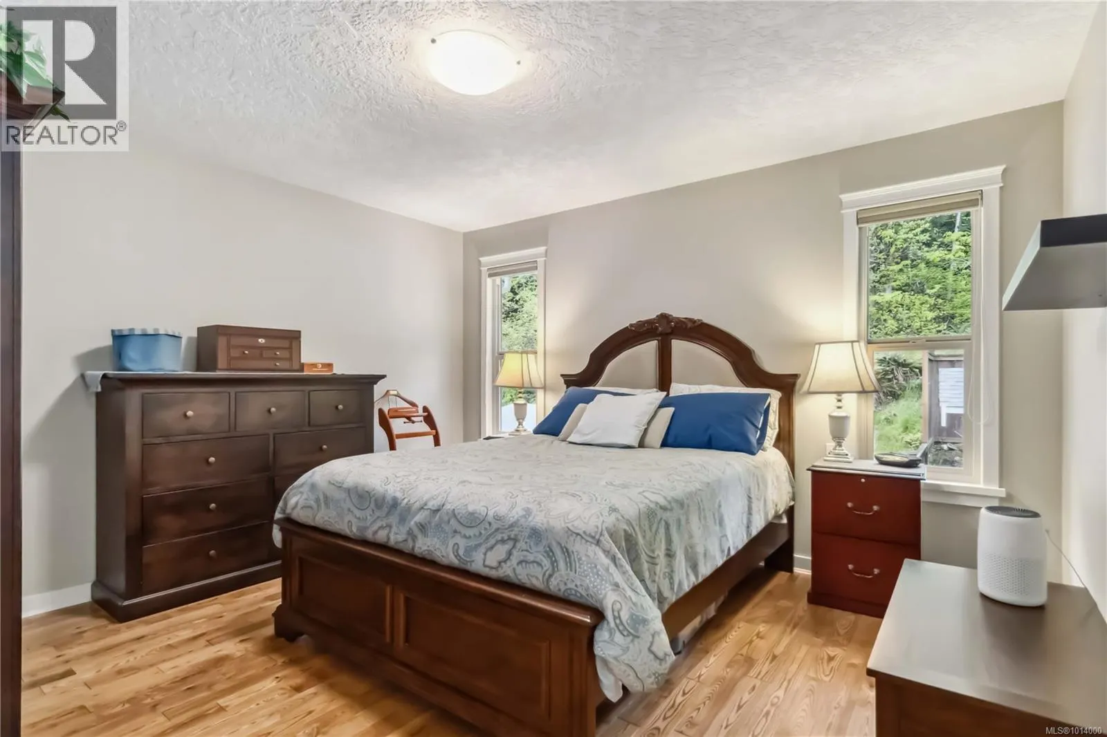 2914 Palsson Pl