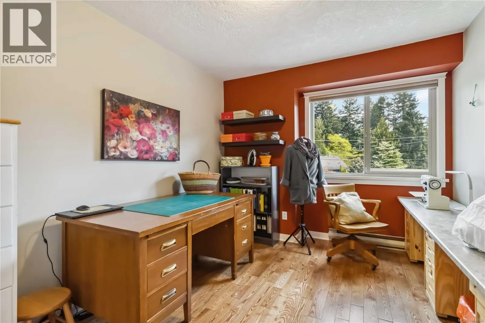 2914 Palsson Pl