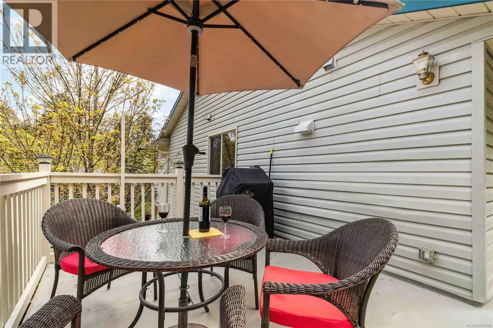 2914 Palsson Pl