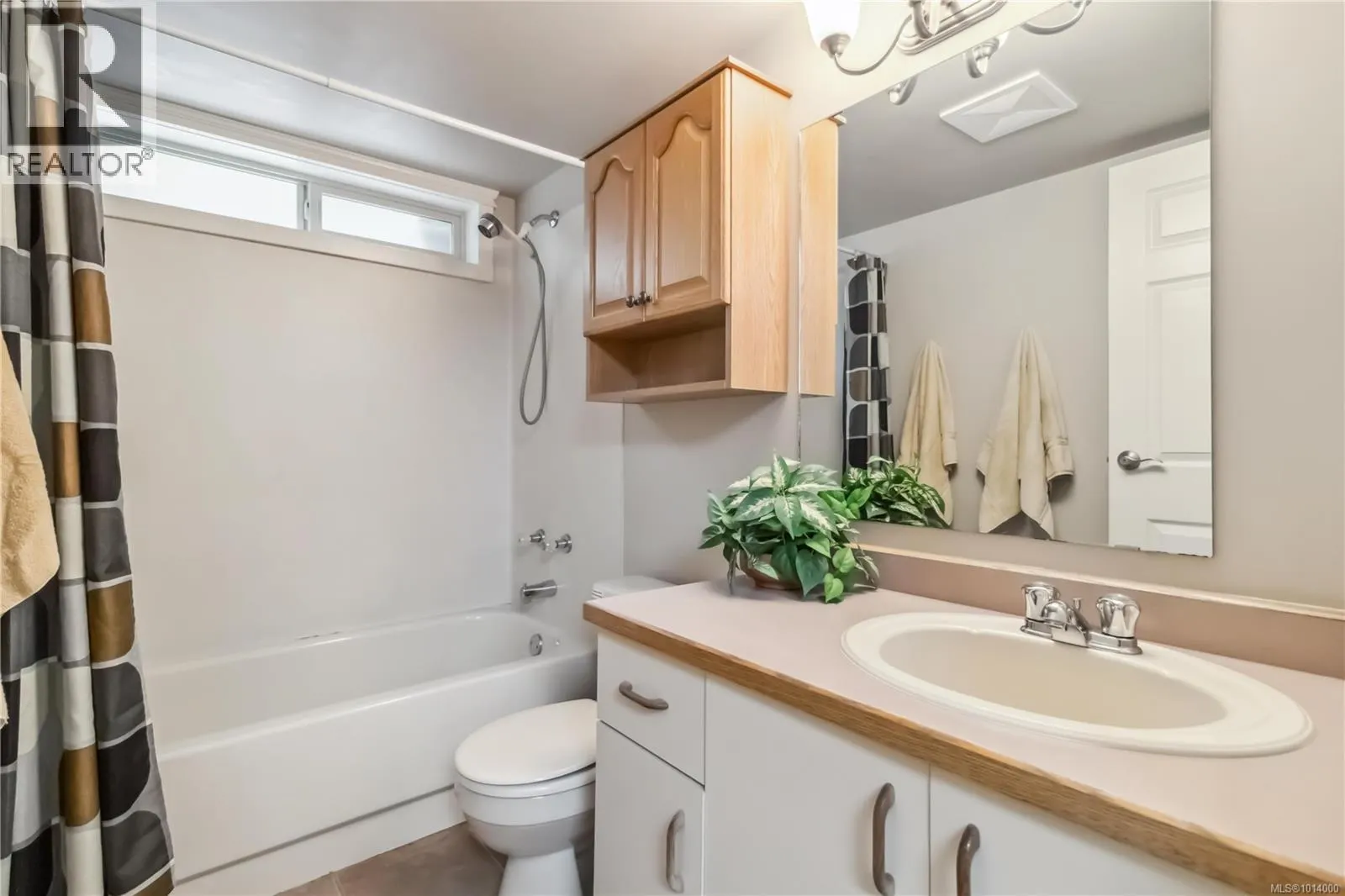 2914 Palsson Pl