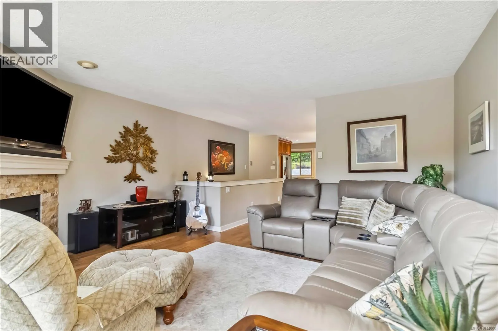 2914 Palsson Pl