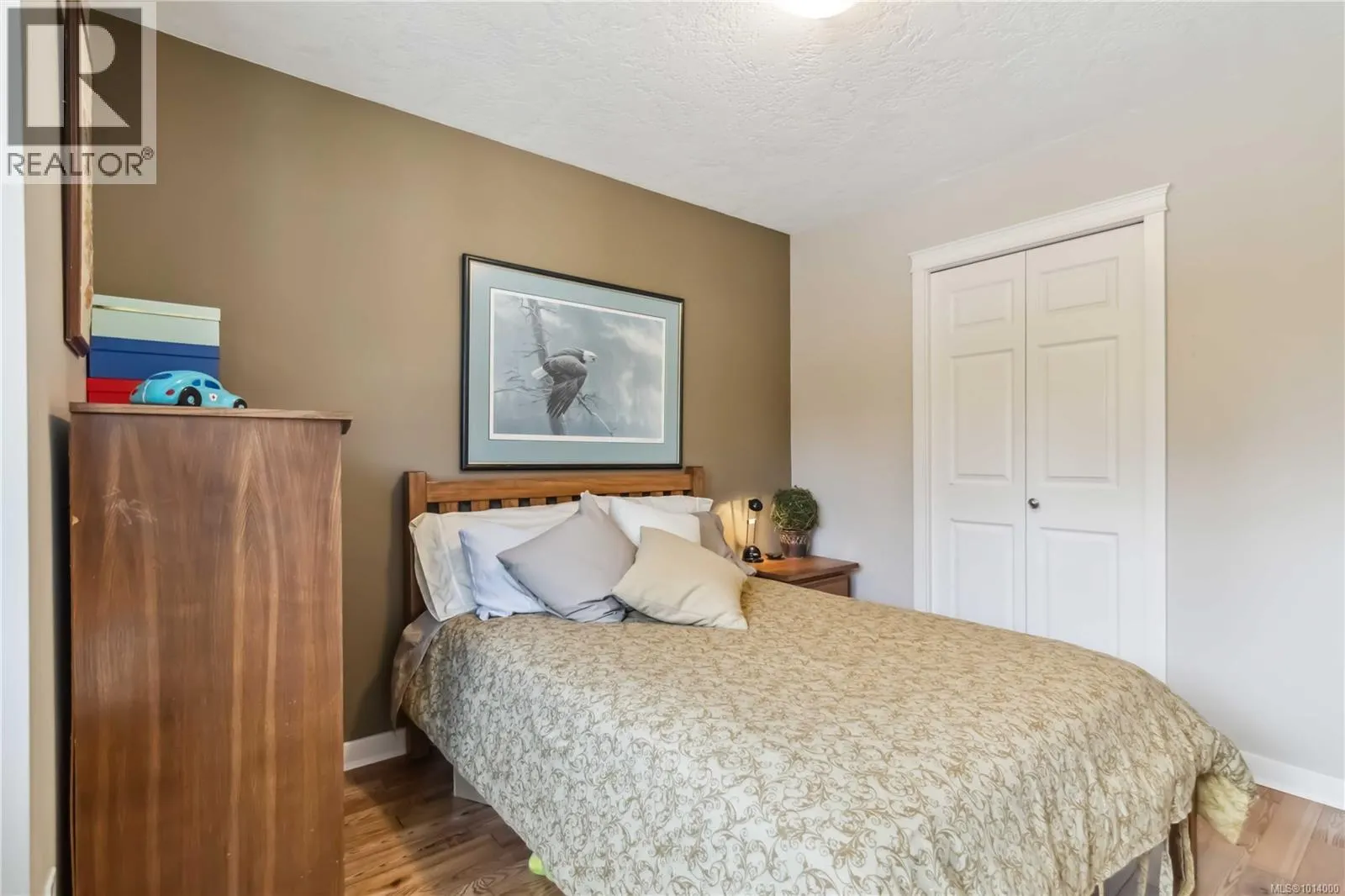 2914 Palsson Pl