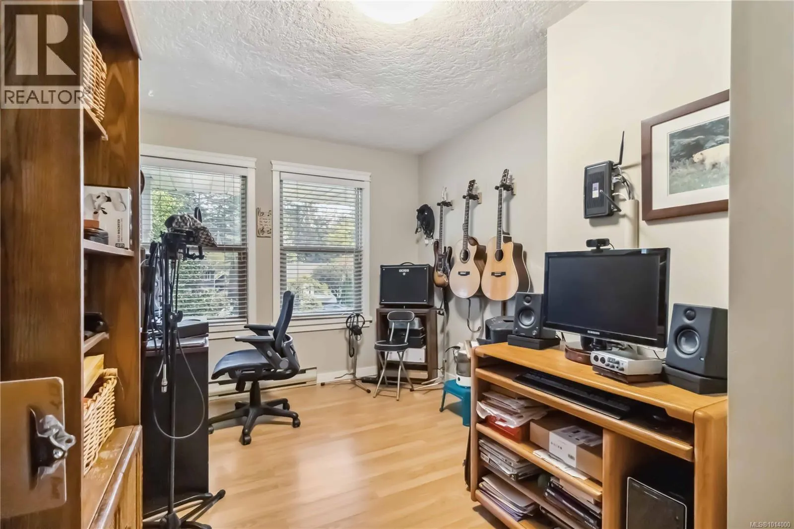 2914 Palsson Pl