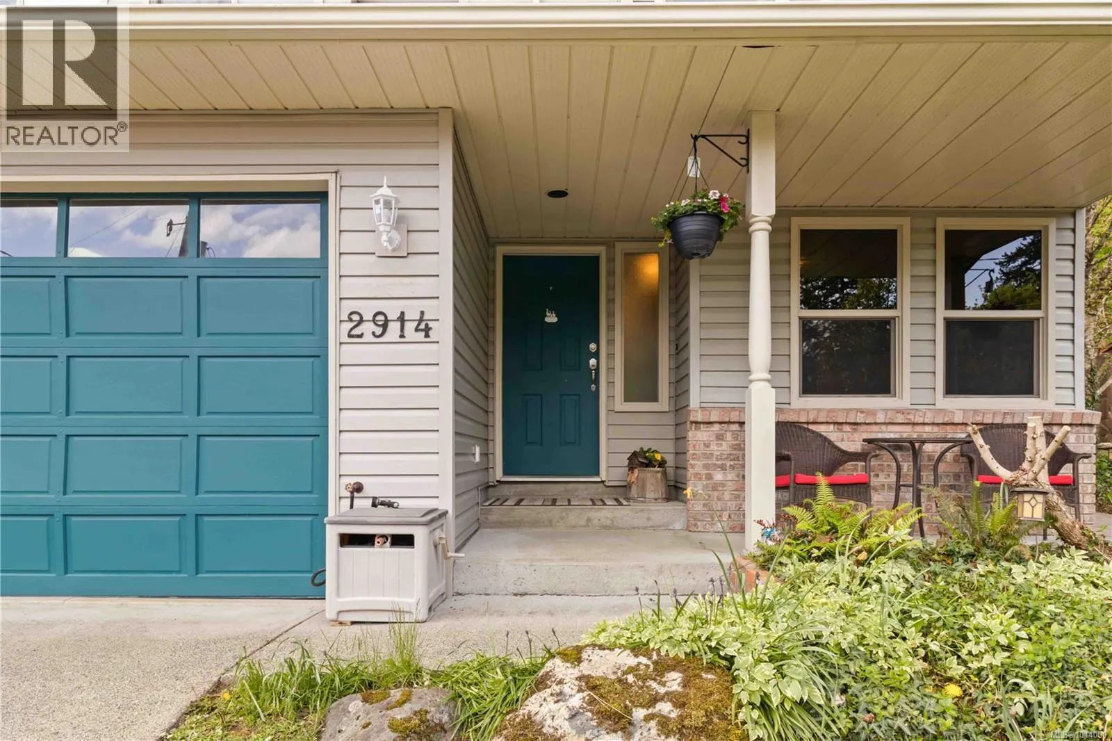 2914 Palsson Pl
