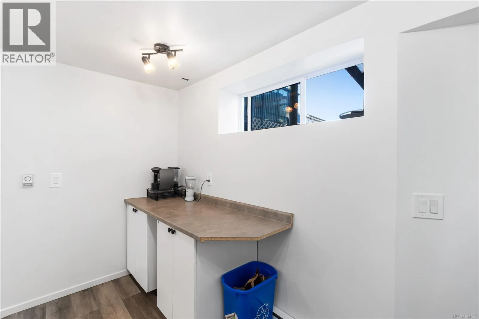 375 Bruce Ave