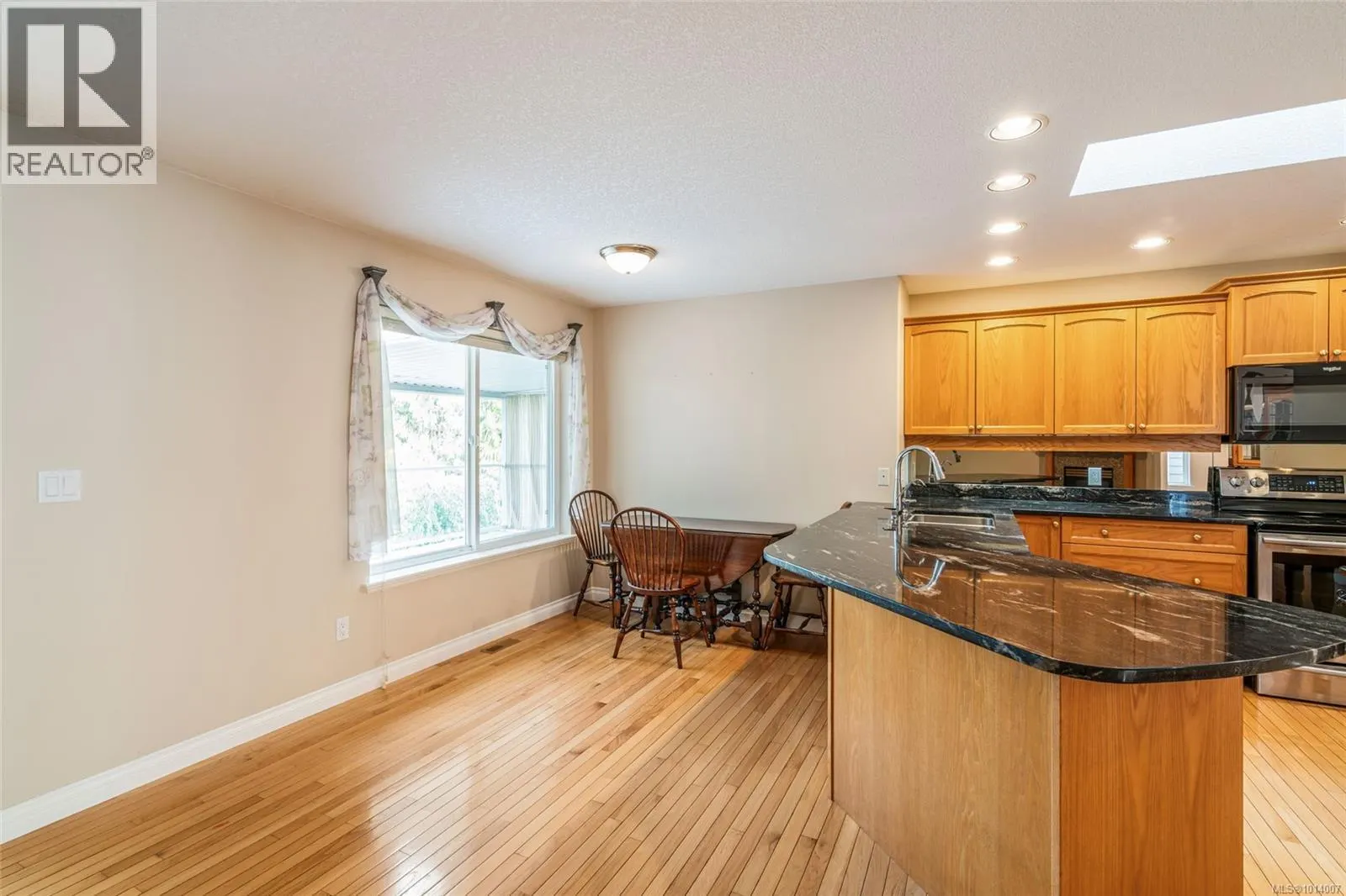 133 Hamilton Ave