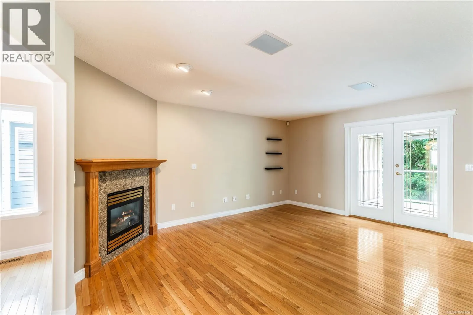 133 Hamilton Ave