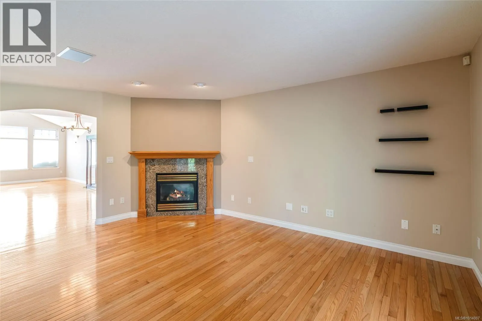 133 Hamilton Ave