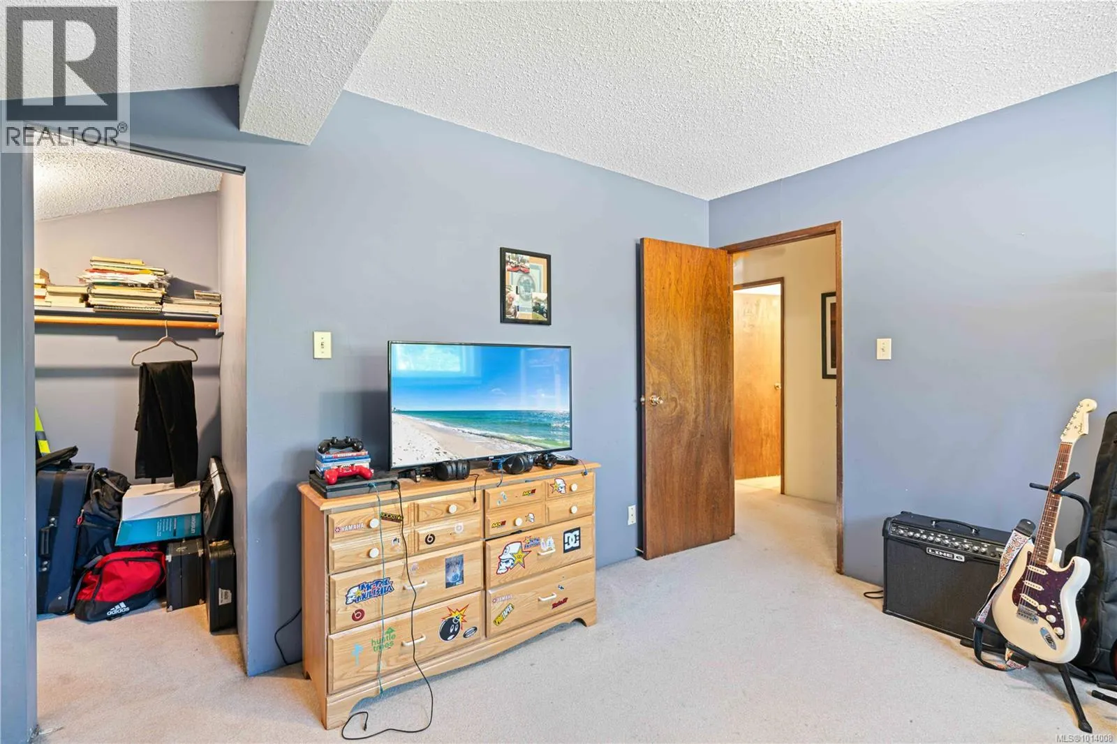 A & B 153 Bald Eagle Cres