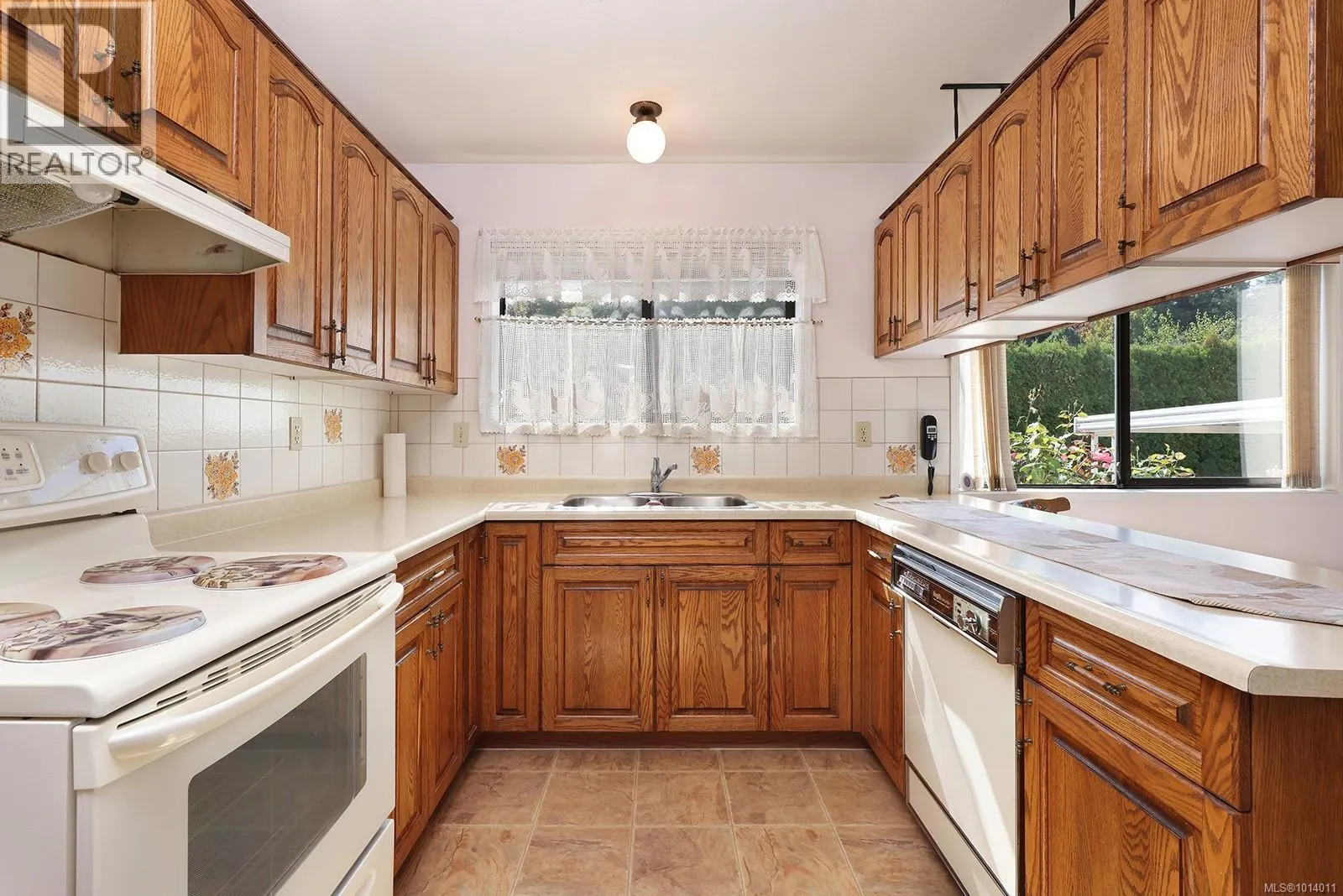 1316 Gilley Cres
