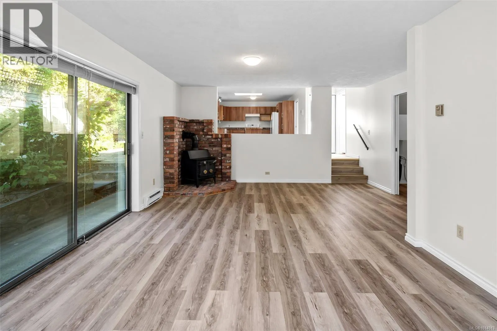 4243 Panorama Dr