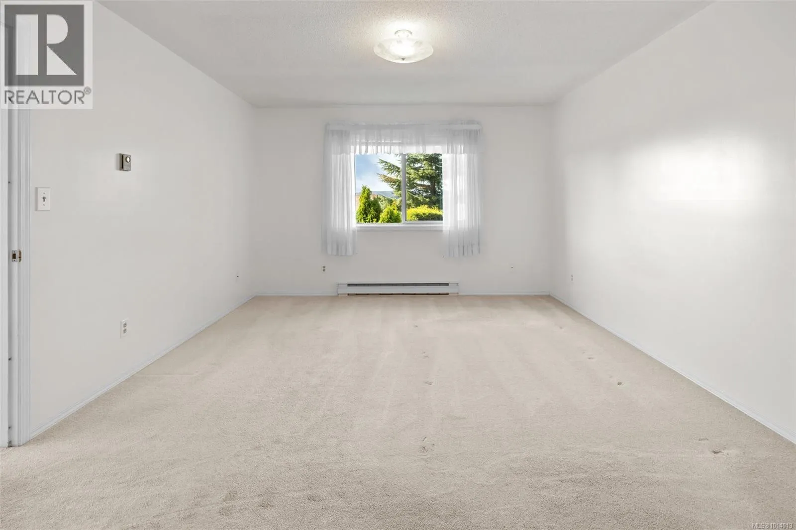4243 Panorama Dr