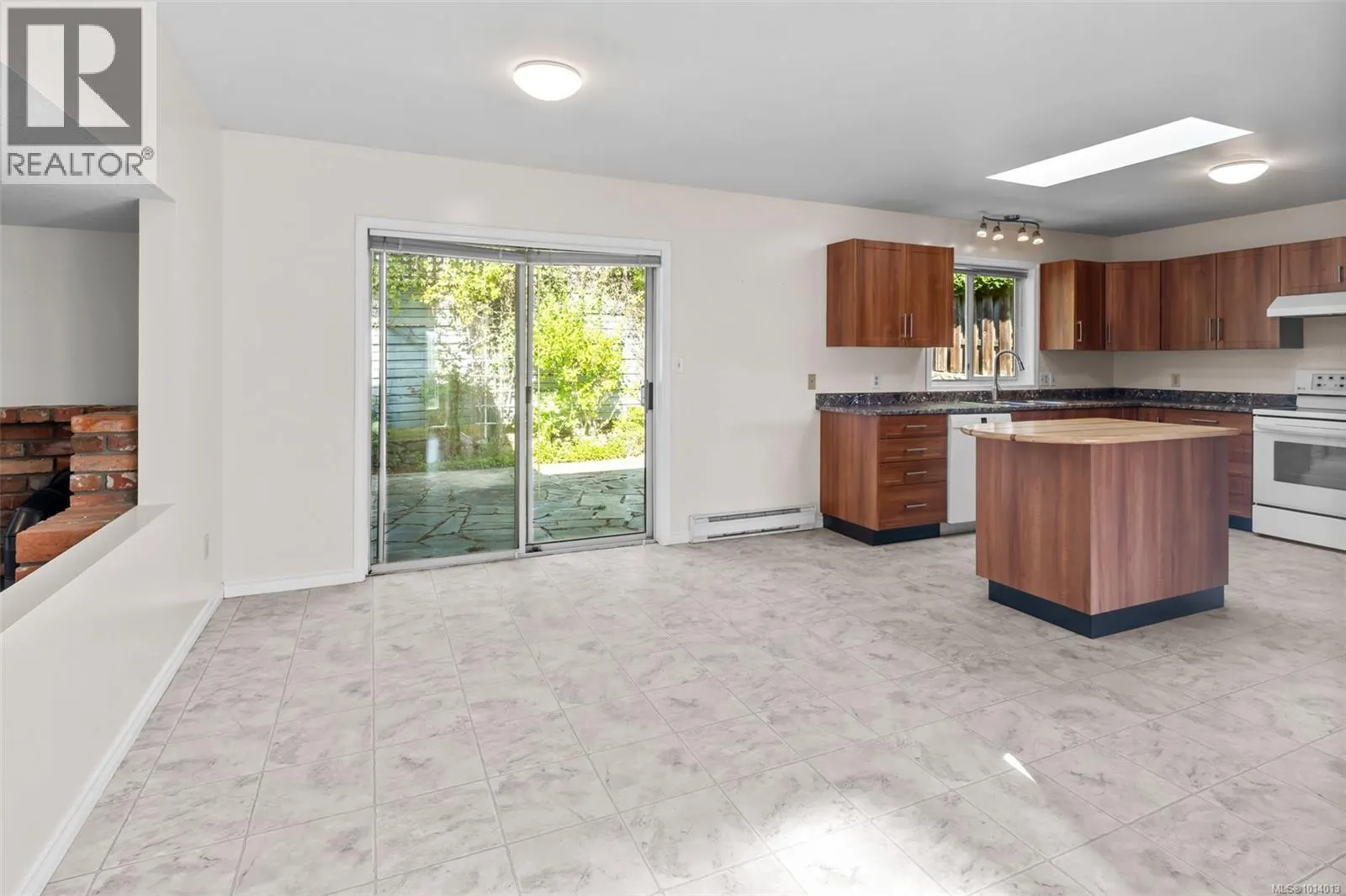 4243 Panorama Dr