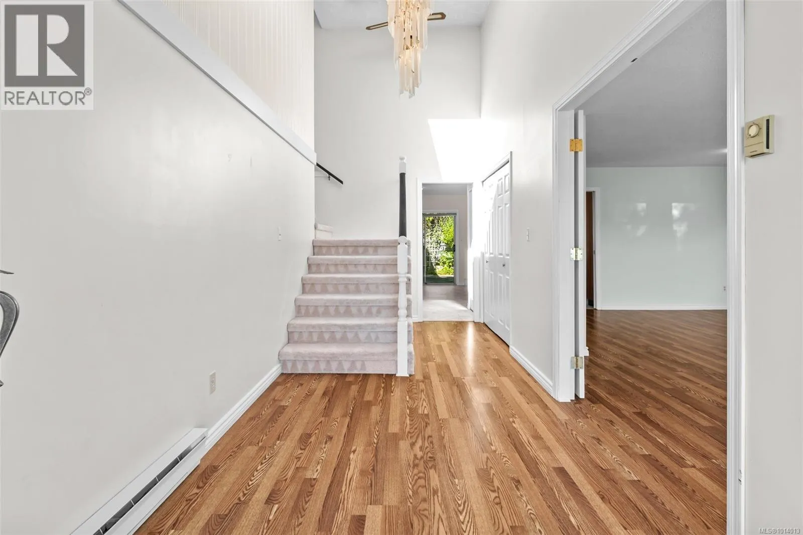4243 Panorama Dr