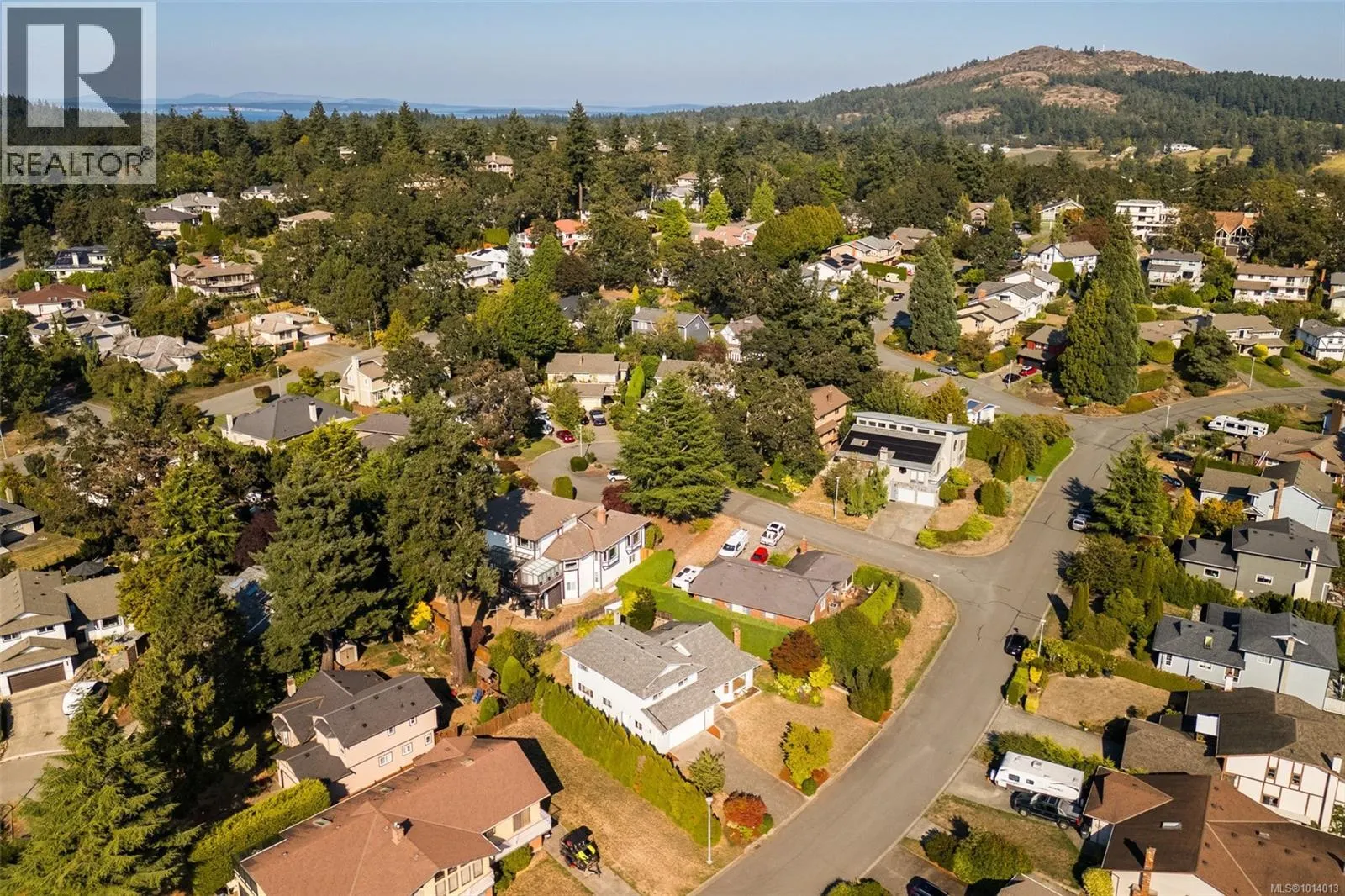 4243 Panorama Dr