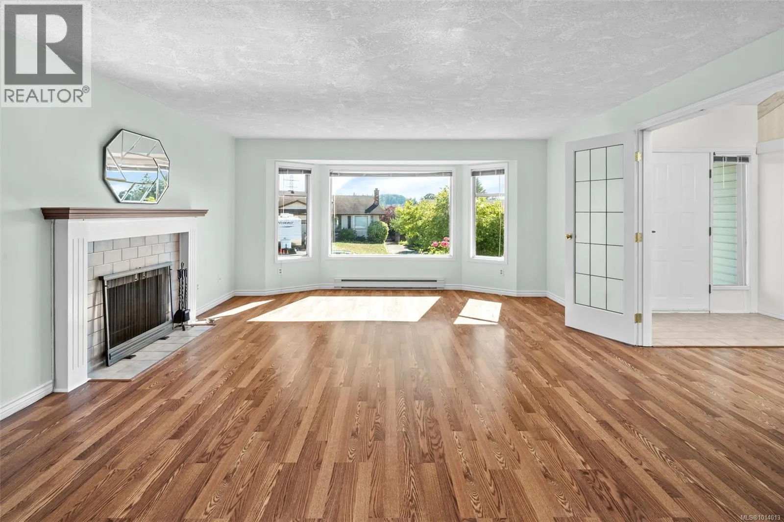 4243 Panorama Dr