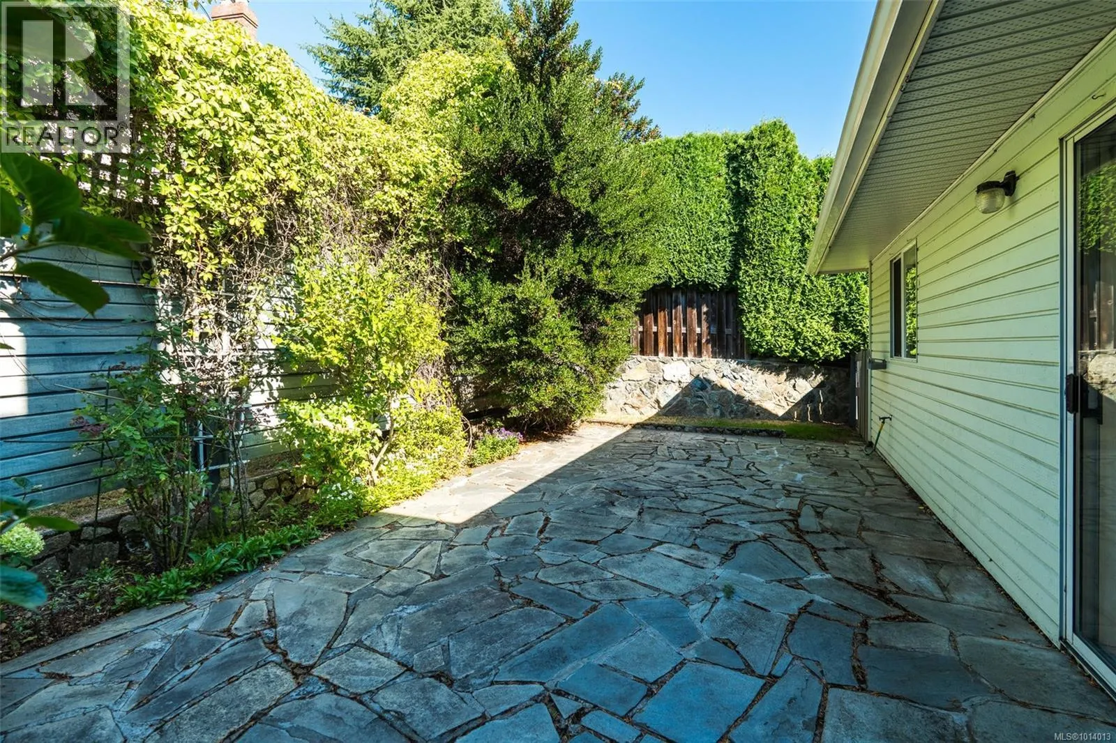 4243 Panorama Dr