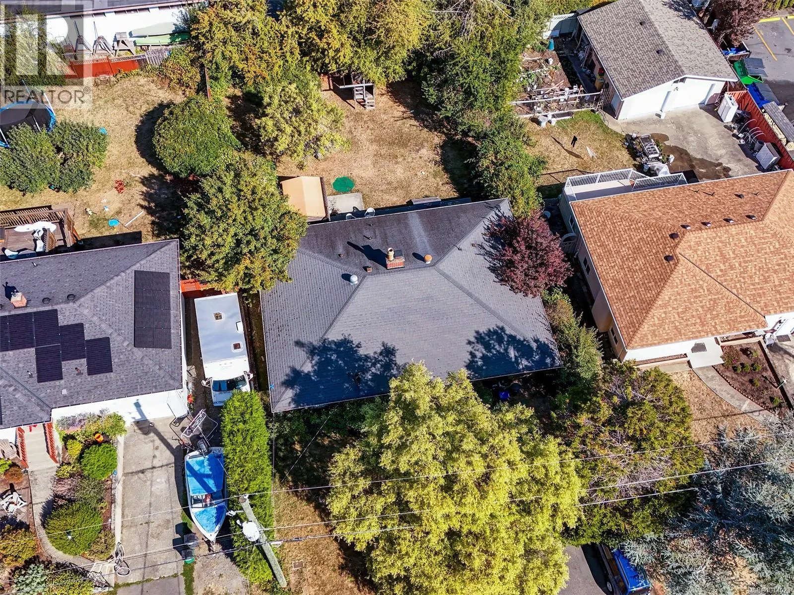 1660 Elm St