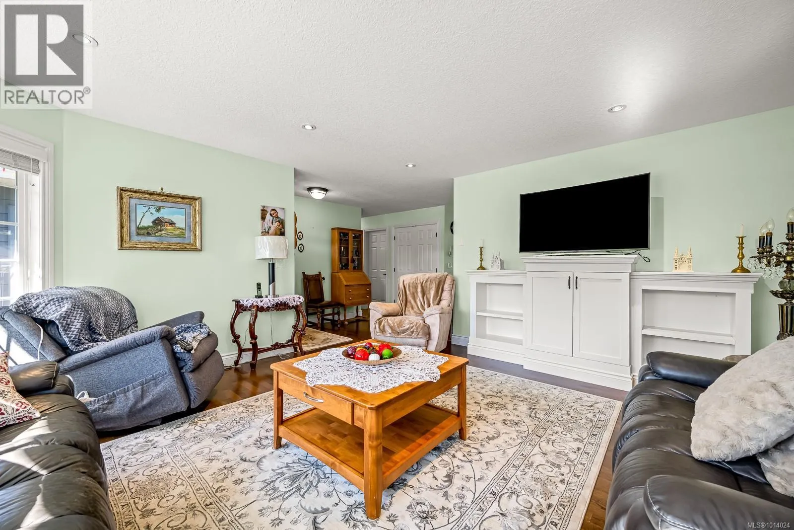 1831 Mallard Dr