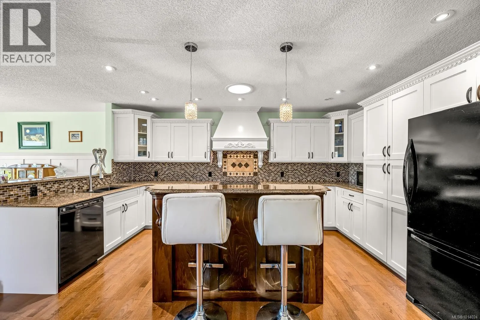 1831 Mallard Dr
