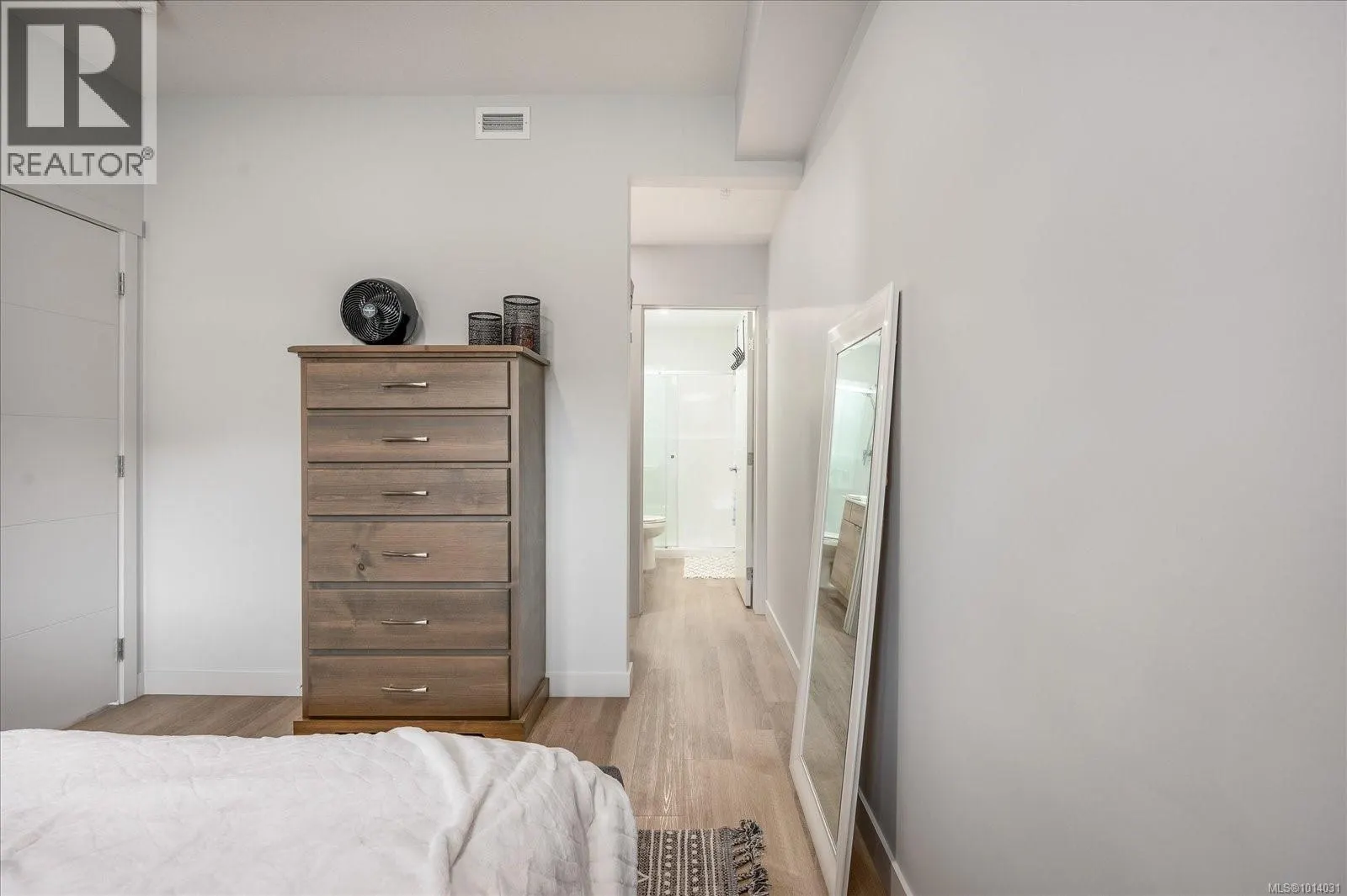 112 4830 Cedar Ridge Pl