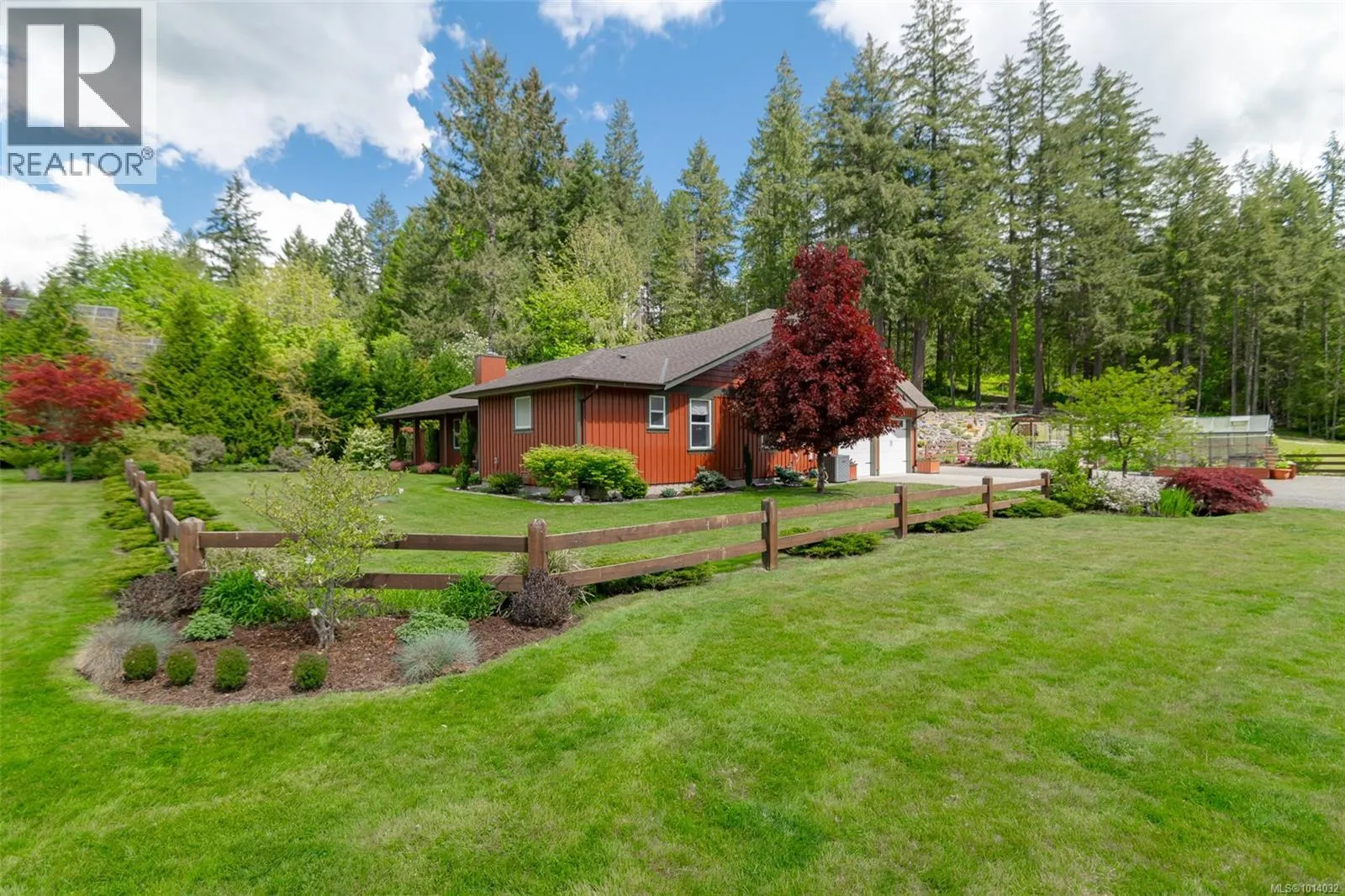 4426 Cowichan Lake Rd