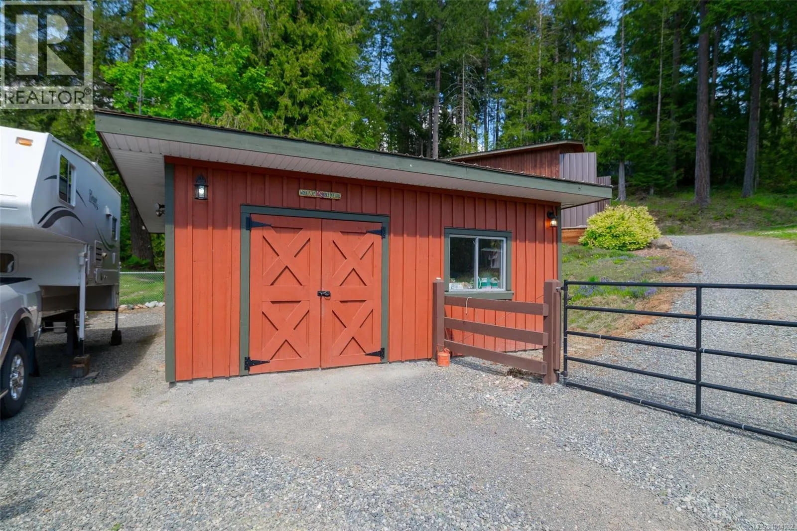 4426 Cowichan Lake Rd