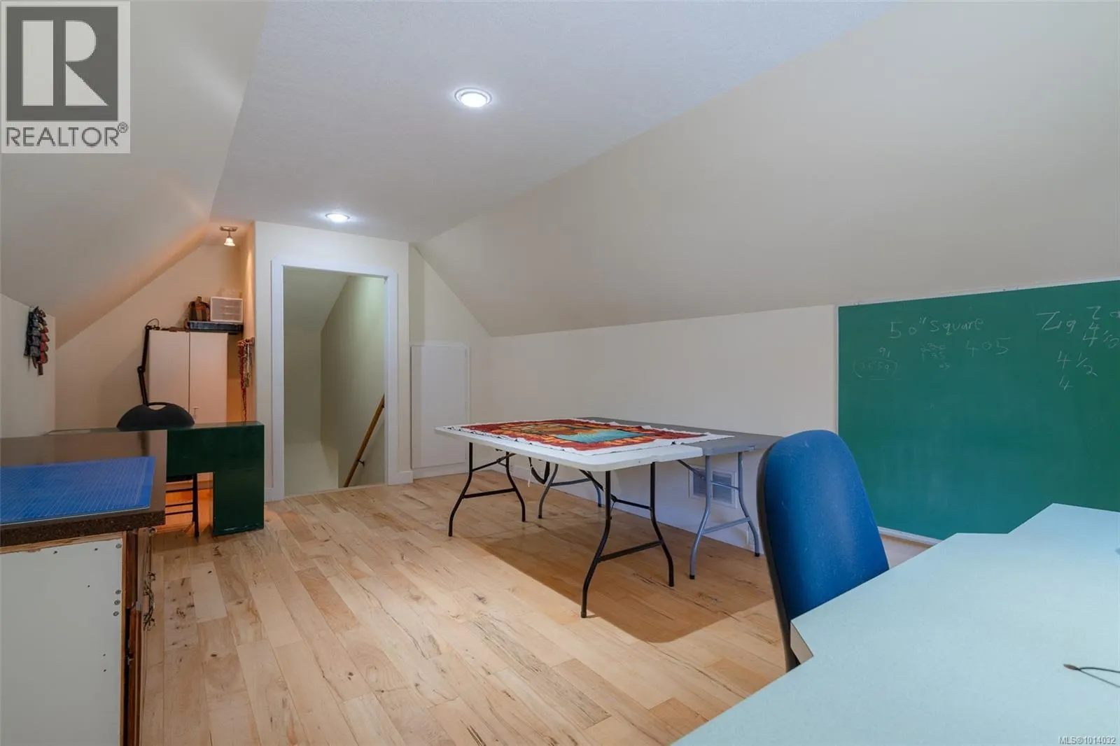 4426 Cowichan Lake Rd