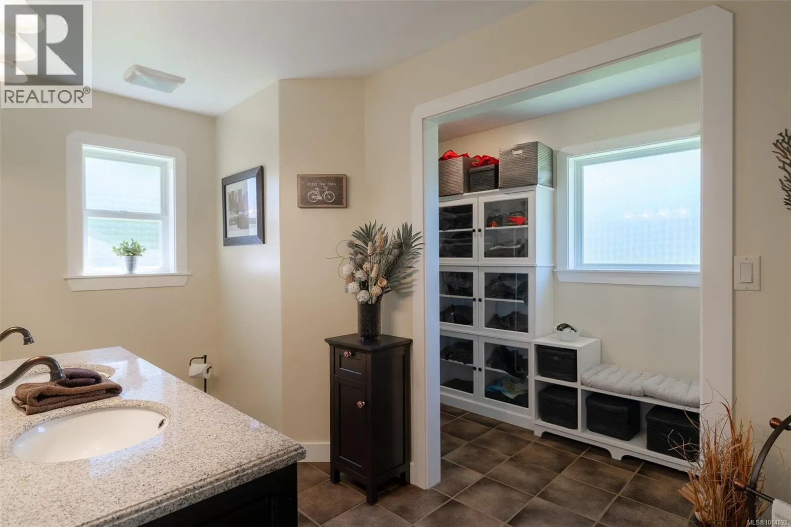 4426 Cowichan Lake Rd