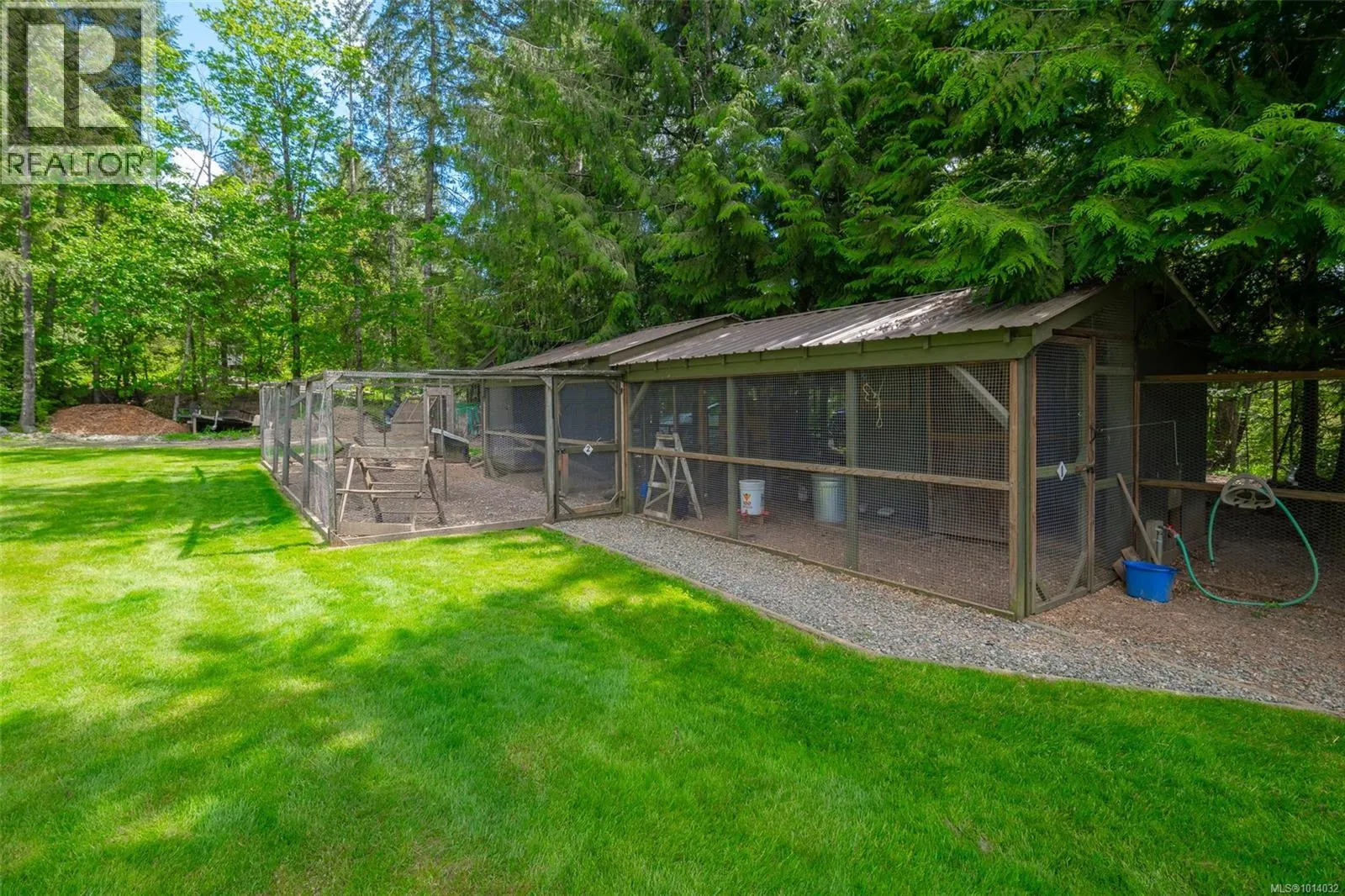 4426 Cowichan Lake Rd